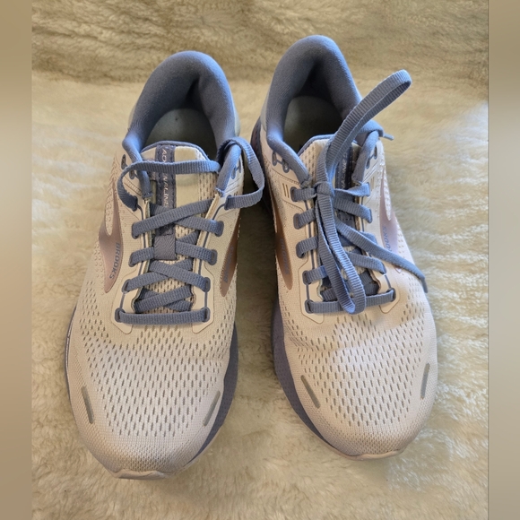 Brooks Adrenaline GTS 22 - Picture 13 of 16